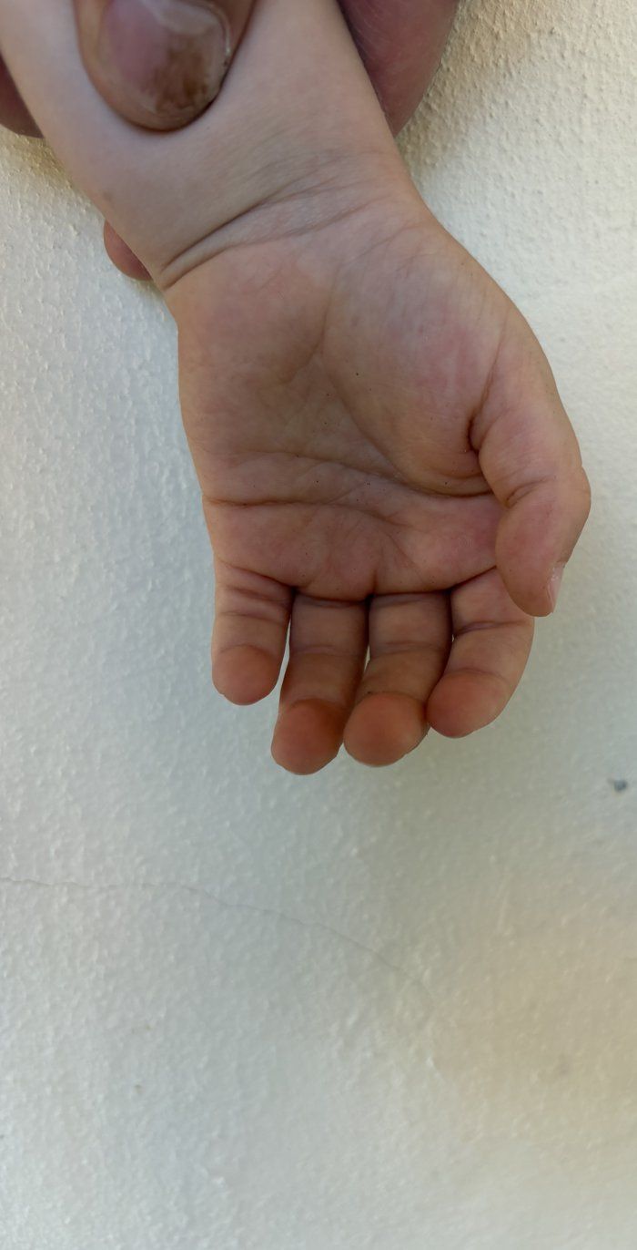 Foto della manina di un bambino